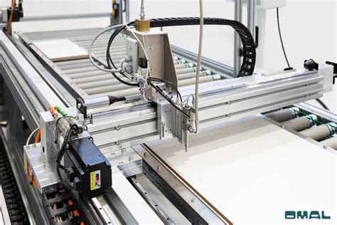 cnc gluing machine|Automatic CNC Gluing Machine .